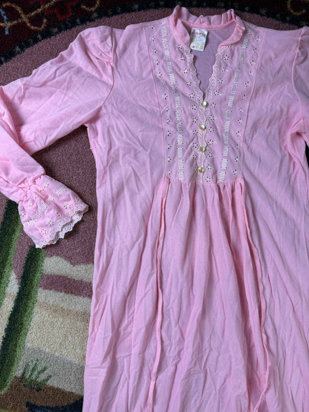 VINTAGE NIGHTGOWN
